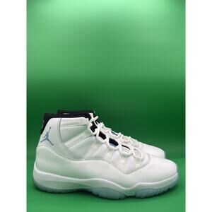 Air Jordan 11 Retro “Legend Blue” Size 9.5 OG Box (CT8012-104) (2024)